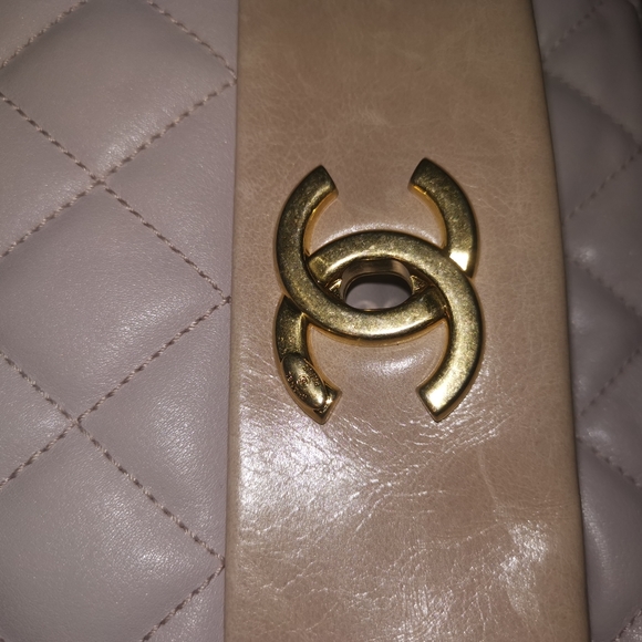 Chanel single flap (seasonal) - Picture 4 of 9